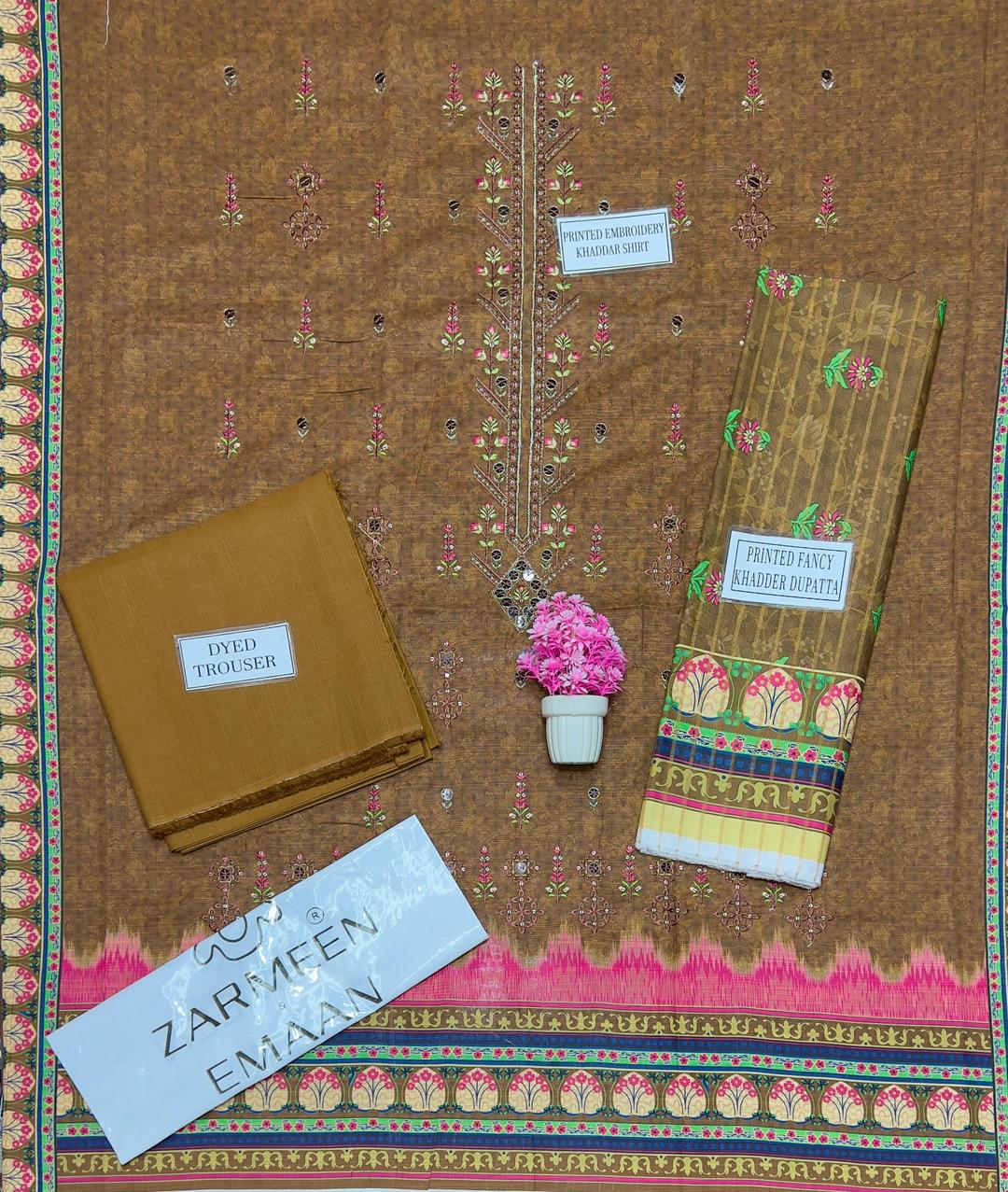 3 Pcs Women's Unstitched Khaddar Printed Suit